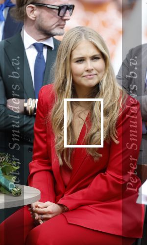 Dokkum 27 april 2026
Koningsdag is dit jaar in Dokkum . Namens de koninklijke familie zijn aanwezig : Koning Willem Alexander Koningin Maxima Prinses Amalia Prinses Alexia Prinses Ariane Prins Constantijn Prinses Laurentien Prins Maurits Prinses Marilene Prins Bernhard Prins Floris Prinses Aimee Prins Pieter Christiaan en Prinses Anita .