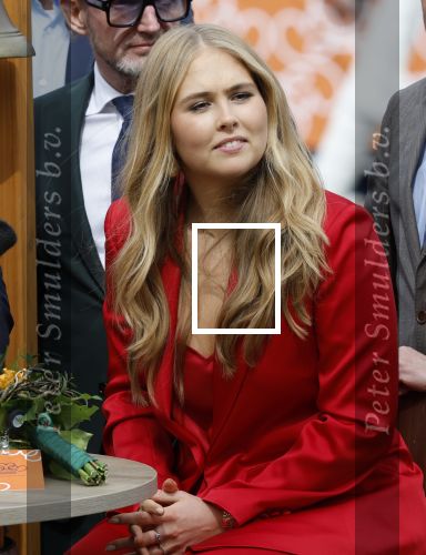 Dokkum 27 april 2026
Koningsdag is dit jaar in Dokkum . Namens de koninklijke familie zijn aanwezig : Koning Willem Alexander Koningin Maxima Prinses Amalia Prinses Alexia Prinses Ariane Prins Constantijn Prinses Laurentien Prins Maurits Prinses Marilene Prins Bernhard Prins Floris Prinses Aimee Prins Pieter Christiaan en Prinses Anita .