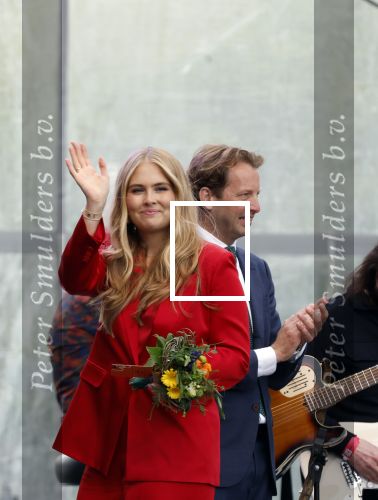 Dokkum 27 april 2026
Koningsdag is dit jaar in Dokkum . Namens de koninklijke familie zijn aanwezig : Koning Willem Alexander Koningin Maxima Prinses Amalia Prinses Alexia Prinses Ariane Prins Constantijn Prinses Laurentien Prins Maurits Prinses Marilene Prins Bernhard Prins Floris Prinses Aimee Prins Pieter Christiaan en Prinses Anita .