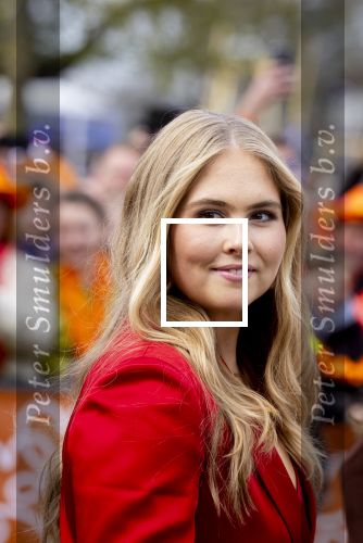 Dokkum 27 april 2026
Koningsdag is dit jaar in Dokkum . Namens de koninklijke familie zijn aanwezig : Koning Willem Alexander Koningin Maxima Prinses Amalia Prinses Alexia Prinses Ariane Prins Constantijn Prinses Laurentien Prins Maurits Prinses Marilene Prins Bernhard Prins Floris Prinses Aimee Prins Pieter Christiaan en Prinses Anita .