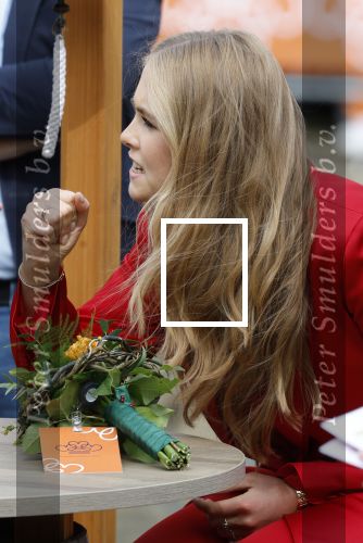 Dokkum 27 april 2026
Koningsdag is dit jaar in Dokkum . Namens de koninklijke familie zijn aanwezig : Koning Willem Alexander Koningin Maxima Prinses Amalia Prinses Alexia Prinses Ariane Prins Constantijn Prinses Laurentien Prins Maurits Prinses Marilene Prins Bernhard Prins Floris Prinses Aimee Prins Pieter Christiaan en Prinses Anita .