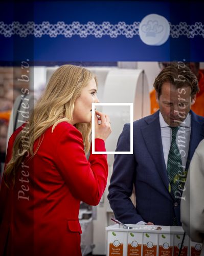 Dokkum 27 april 2026
Koningsdag is dit jaar in Dokkum . Namens de koninklijke familie zijn aanwezig : Koning Willem Alexander Koningin Maxima Prinses Amalia Prinses Alexia Prinses Ariane Prins Constantijn Prinses Laurentien Prins Maurits Prinses Marilene Prins Bernhard Prins Floris Prinses Aimee Prins Pieter Christiaan en Prinses Anita .