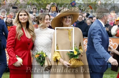 Dokkum 27 april 2026
Koningsdag is dit jaar in Dokkum . Namens de koninklijke familie zijn aanwezig : Koning Willem Alexander Koningin Maxima Prinses Amalia Prinses Alexia Prinses Ariane Prins Constantijn Prinses Laurentien Prins Maurits Prinses Marilene Prins Bernhard Prins Floris Prinses Aimee Prins Pieter Christiaan en Prinses Anita .