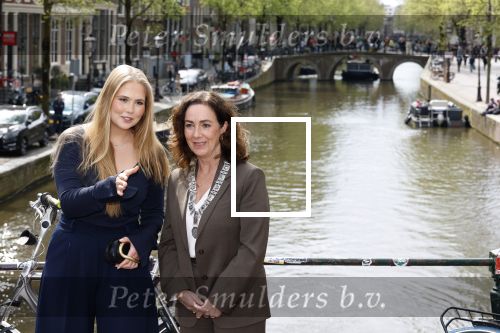 Amsterdam 17 april 2027
Prinses Amalia bezoekt op uitnodiging van Burgemeester Femke Halsema diverse plekken in Amsterdam waaronder os de Zeedijk / wallen .