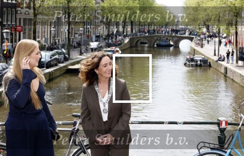 Amsterdam 17 april 2027
Prinses Amalia bezoekt op uitnodiging van Burgemeester Femke Halsema diverse plekken in Amsterdam waaronder os de Zeedijk / wallen .
