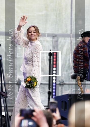 Dokkum 27 april 2026
Koningsdag is dit jaar in Dokkum . Namens de koninklijke familie zijn aanwezig : Koning Willem Alexander Koningin Maxima Prinses Amalia Prinses Alexia Prinses Ariane Prins Constantijn Prinses Laurentien Prins Maurits Prinses Marilene Prins Bernhard Prins Floris Prinses Aimee Prins Pieter Christiaan en Prinses Anita .