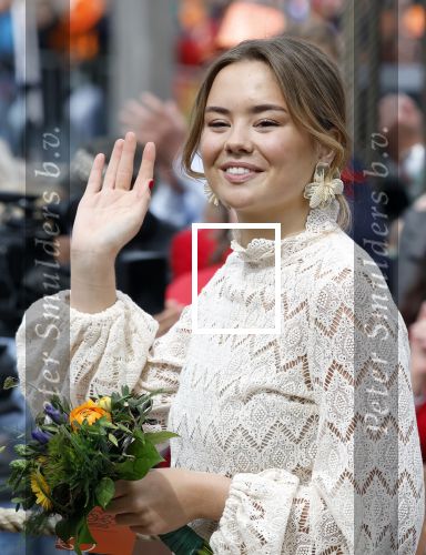 Dokkum 27 april 2026
Koningsdag is dit jaar in Dokkum . Namens de koninklijke familie zijn aanwezig : Koning Willem Alexander Koningin Maxima Prinses Amalia Prinses Alexia Prinses Ariane Prins Constantijn Prinses Laurentien Prins Maurits Prinses Marilene Prins Bernhard Prins Floris Prinses Aimee Prins Pieter Christiaan en Prinses Anita .