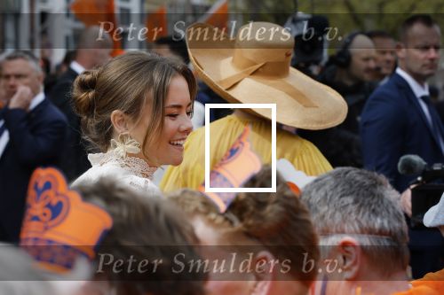 Dokkum 27 april 2026
Koningsdag is dit jaar in Dokkum . Namens de koninklijke familie zijn aanwezig : Koning Willem Alexander Koningin Maxima Prinses Amalia Prinses Alexia Prinses Ariane Prins Constantijn Prinses Laurentien Prins Maurits Prinses Marilene Prins Bernhard Prins Floris Prinses Aimee Prins Pieter Christiaan en Prinses Anita .
