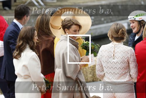Dokkum 27 april 2026
Koningsdag is dit jaar in Dokkum . Namens de koninklijke familie zijn aanwezig : Koning Willem Alexander Koningin Maxima Prinses Amalia Prinses Alexia Prinses Ariane Prins Constantijn Prinses Laurentien Prins Maurits Prinses Marilene Prins Bernhard Prins Floris Prinses Aimee Prins Pieter Christiaan en Prinses Anita .