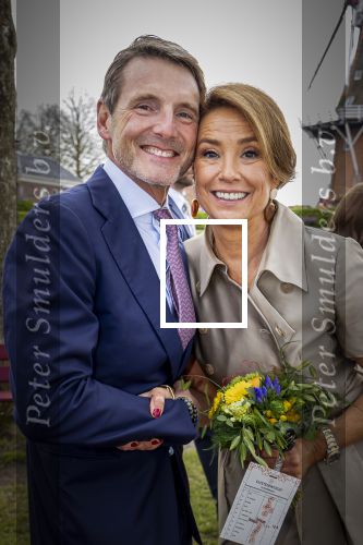Dokkum 27 april 2026
Koningsdag is dit jaar in Dokkum . Namens de koninklijke familie zijn aanwezig : Koning Willem Alexander Koningin Maxima Prinses Amalia Prinses Alexia Prinses Ariane Prins Constantijn Prinses Laurentien Prins Maurits Prinses Marilene Prins Bernhard Prins Floris Prinses Aimee Prins Pieter Christiaan en Prinses Anita .