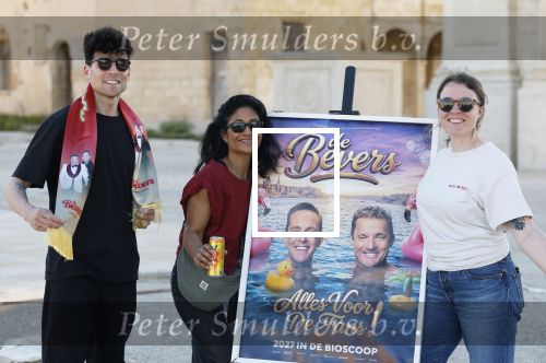 Malta 7 april 2026
John de Bever en Kees de Bever maken bij de Smart City Malta Studios bekend dat ze een speelfilm op gaan nemen . De film gaat heten alles voor de fans . Priscilla Wattimena