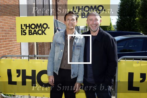 Amsterdam 22 april 2026
Presentatie nieuwe L Homo . Nicolas Keenan staat op de cover . Ramon Mesman met partner