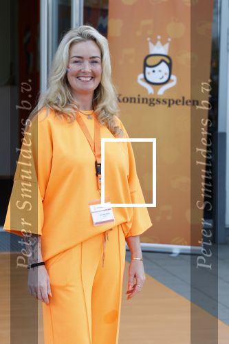 Zeewolde 17 april 2026
Samantha Charrak met zoontje bij koningsspelen met Koning Willem Alexander