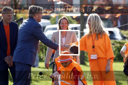 Zeewolde 17 april 2026
Samantha Charrak met zoontje bij koningsspelen met Koning Willem Alexander