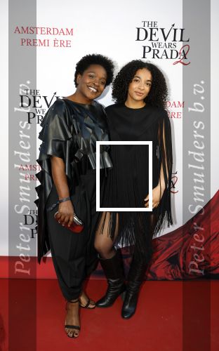Amsterdam 28 april 2026
Premiere The Devil wears Prada 2 in Tuschinski . Simone Weimans met nichtje Grace