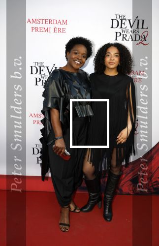 Amsterdam 28 april 2026
Premiere The Devil wears Prada 2 in Tuschinski . Simone Weimans met nichtje Grace