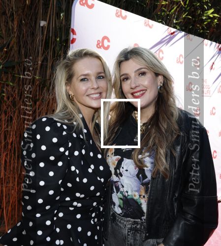Amsterdam 16 april 2026
Feestje 10 jaar &C van Chantal Janzen . Tina de Bruijn en Chantal Janzen