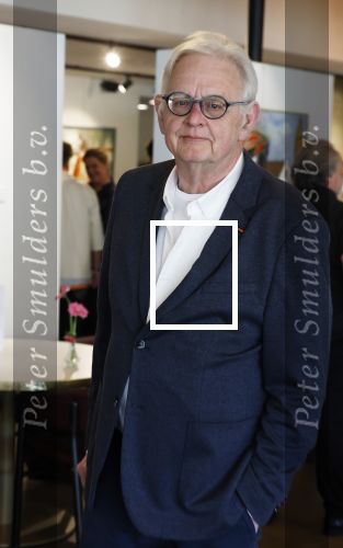 Laren 23 april 2026
Boekpresentatie Tineke de Nooij in het Rosa Spierhuys. Jan Slagter reikt het eerste exemplaar uit. Willem Bol