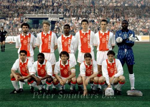 AJAX Winnaar UEFA-CUP 1992
met o.a. Stanley Menzo, Stefan Petterson,Aron winter, Wim Jonk, Bryan Roy, Danny Blind, Frank de Boer en johnny v \'t Schip