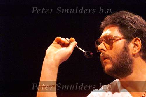 15 mei 1999
MARTIN ADAMS
Darten