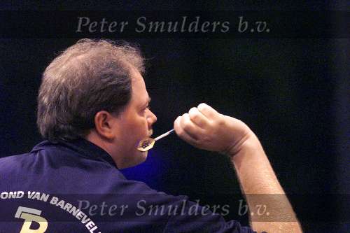 Eindhoven, 15 mei 1999 
RAYMOND V BARNEVELD 
Darten
