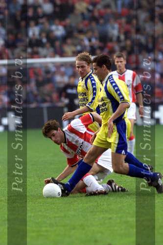 1 mei 1999
PSV-RKC 2-2
Ruud v Nistelrooy in duel met o.a. Tommy  v d Leegte