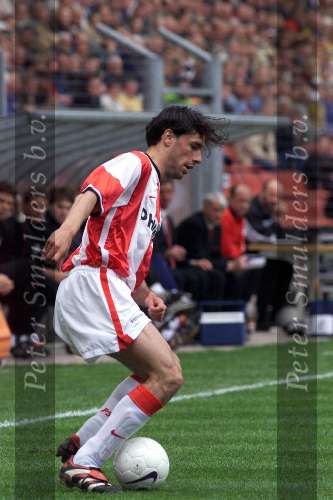 16 Mei 1999
Ruud v Nistelrooy
