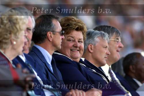 Amsterdam 13 mei 2000
Heropening Olympisch Stadion door Prins Willem Alexander
Erica Terpstra met Johan Cruyff