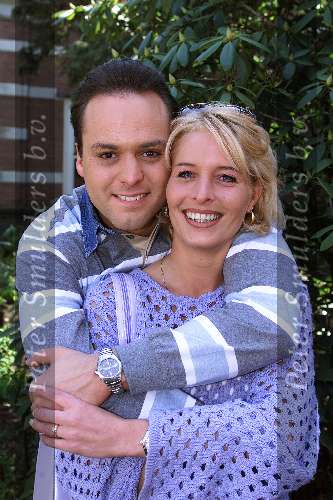 Hilversum 5 mei 2000
1e uitzending Radio Nationaal.
Frans Bauer en vriendin Mariska