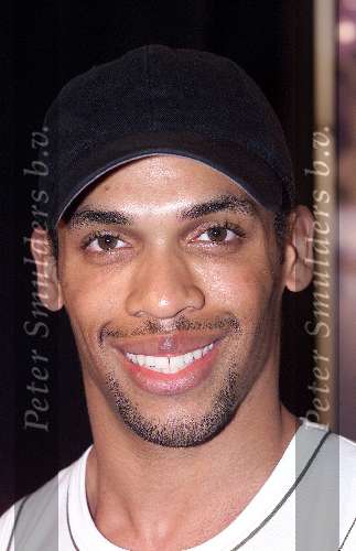 Aalsmeer, 16 mei 2000
Voorstelling van spelers van de nieuwe musical RENT die binnenkort in premiere gaat.
GINO EMNES