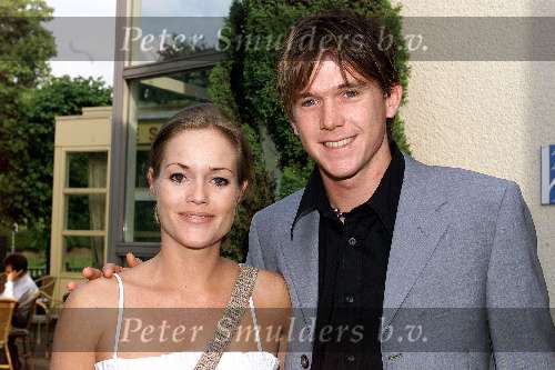 Bussum 31 mei 2000 
Omroep Barbeque bij Jan Tabak.
Guusje Nederhorst en Johnny de Mol
