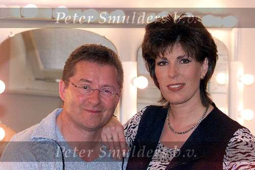 Vlaardingen  7 mei 2000
BZN optreden in schouwburg in Vlaardingen.
Carola Smit en Jan Keizer.