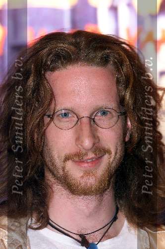 Aalsmeer, 16 mei 2000
Voorstelling van spelers van de nieuwe musical RENT die binnenkort in premiere gaat.

JIM DE GROOT

PETER SMULDERS BV