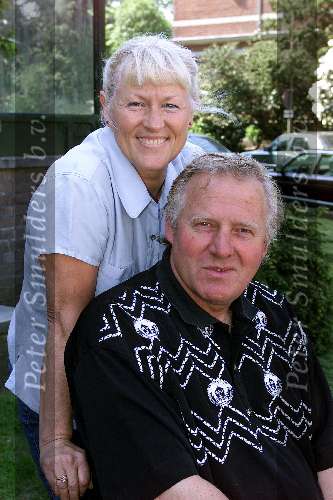 Hilversum 5 mei 2000
1e uitzending Radio Nationaal.
Koos Alberts en Joke Alberts
