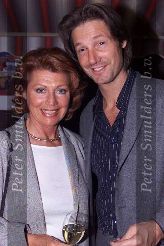 Amsterdam 31 mei 2000
Haringparty van Wegener bij Novotel in Amsterdam
Bruni Heinke en Rick Engelkes