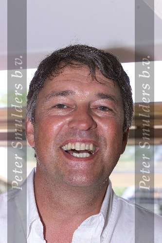 Hilversum 5 mei 2000
1e uitzending Radio Nationaal.
Ron Brandsteder