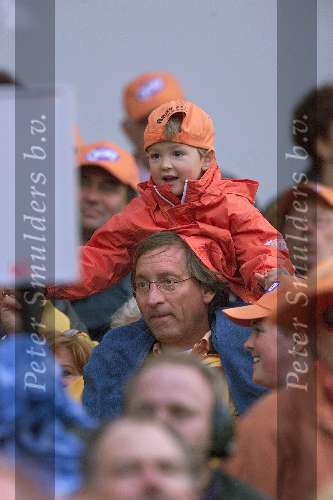 Rotterdam 28 mei 2000
Optreden Rene Froger in de kuip.
Theo Dietz met zoontje Rene froger