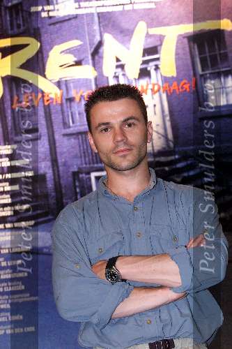 Aalsmeer, 16 mei 2000
Voorstelling van spelers van de nieuwe musical RENT die binnenkort in premiere gaat.
TOM V LANDUYT