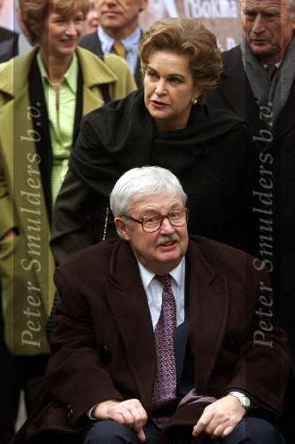 Breukelen 28 maart 2001
Opening van het Albert Heyn gebouw op Neyenrode.
Albert Heyn met zijn vrouw