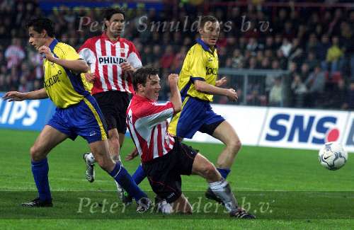 Eindhoven, 20 april 2001
PSV-RKC, eindstand
Arnold Bruggink
Mooie aktie