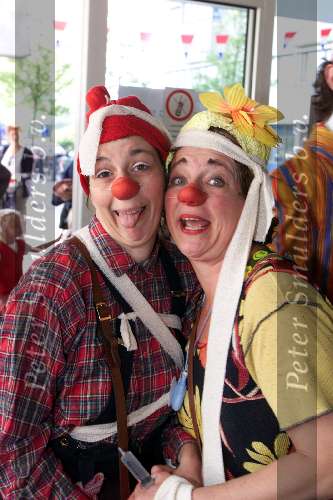 Veldhoven 16 mei 2001
Clini Clowns bij het St Josephziekenhuis.
