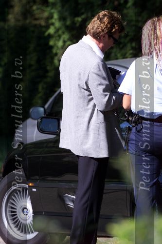 Blaricum 23 mei 2001
 John de Mol Jr met politie na auto ongeluk.
 

Peter Smulders bv