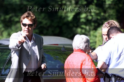 Blaricum 23 mei 2001
 John de Mol Jr met politie na auto ongeluk.
 

Peter Smulders bv