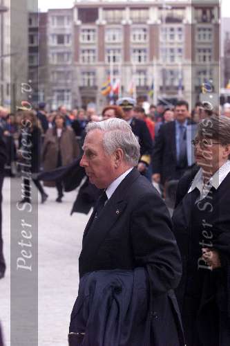 Amsterdam 4 mei 2001
korthals altes met vrouw
