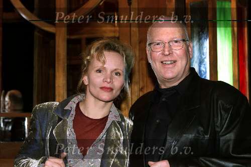 Amsterdam maart 2000
Premiere circus bij westergasfabriek m et koningin Beatrix.
Renee Soutendijk met  een vriend