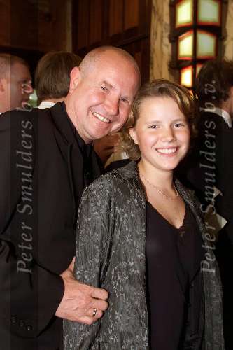 Amsterdam, 22 juni 1999
Premiere film NOTTING HILL
In Tuschinski theater
Man van Rene Soutendijk met hun dochter
