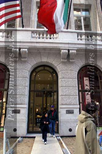 New York 19 november 2000
Winkels op de fifth Avenue
Versace