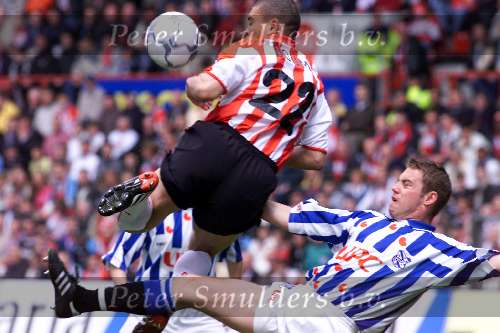 Eindhoven 6 mei 2001
PSV-Heerenveen 3-0
PSV Landskampioen 2000/2001
wilfred bouma