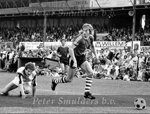 De Valk-PSV Vriendschappelijke wedstrijd
1979
Adri koster
