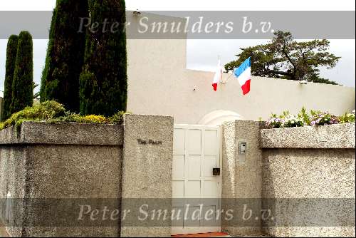 Juan les Pins 4 mei 2002
Huis Alain Delon en Rosalie v Breemen